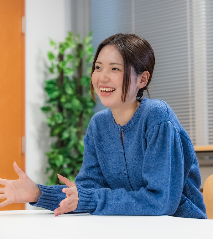 インタビューの様子